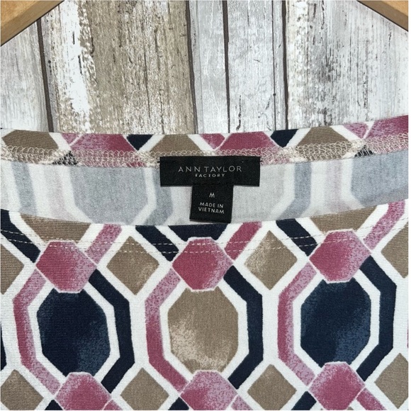 Ann Taylor Geometric Printed Long Sleeve Blouse - Picture 5 of 5
